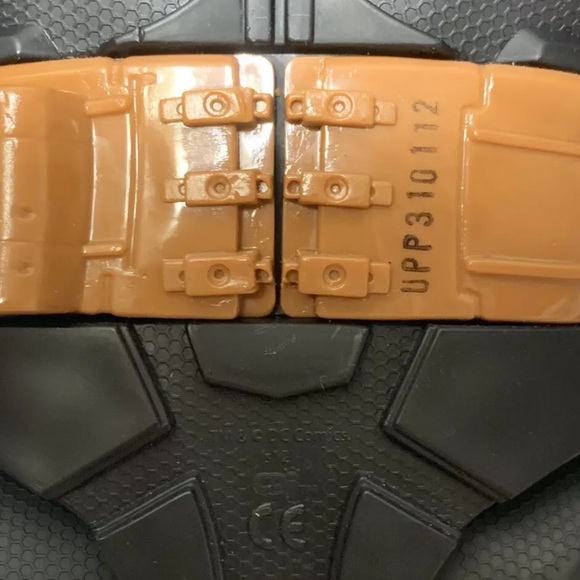 Batman Begins Action Figure 32” Christian Bale DC Comics The Dark Knight Trilogy - Picture 10 of 11